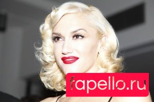 Gwen Stefani Nude Onlyfans Photo 44