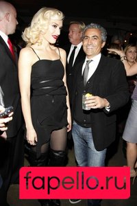 Gwen Stefani Nude Onlyfans Photo 43