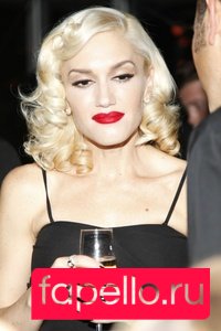 Gwen Stefani Nude Onlyfans Photo 40