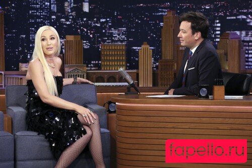 Gwen Stefani Nude Onlyfans Photo 13