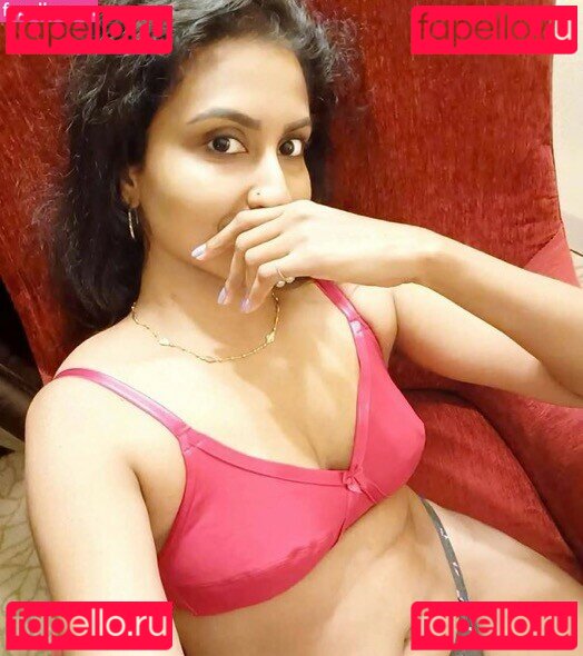 Shinu Syamalan / shinu_syamalan Onlyfans Photo Gallery 