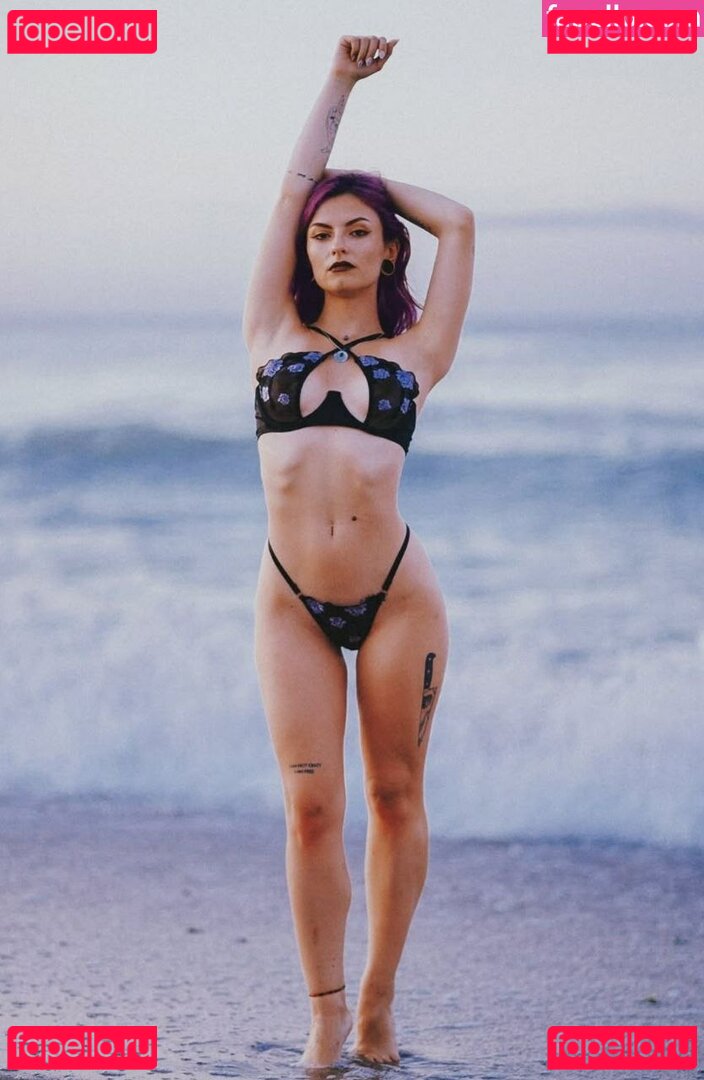 ElleHell / elleofhell Onlyfans Photo Gallery 