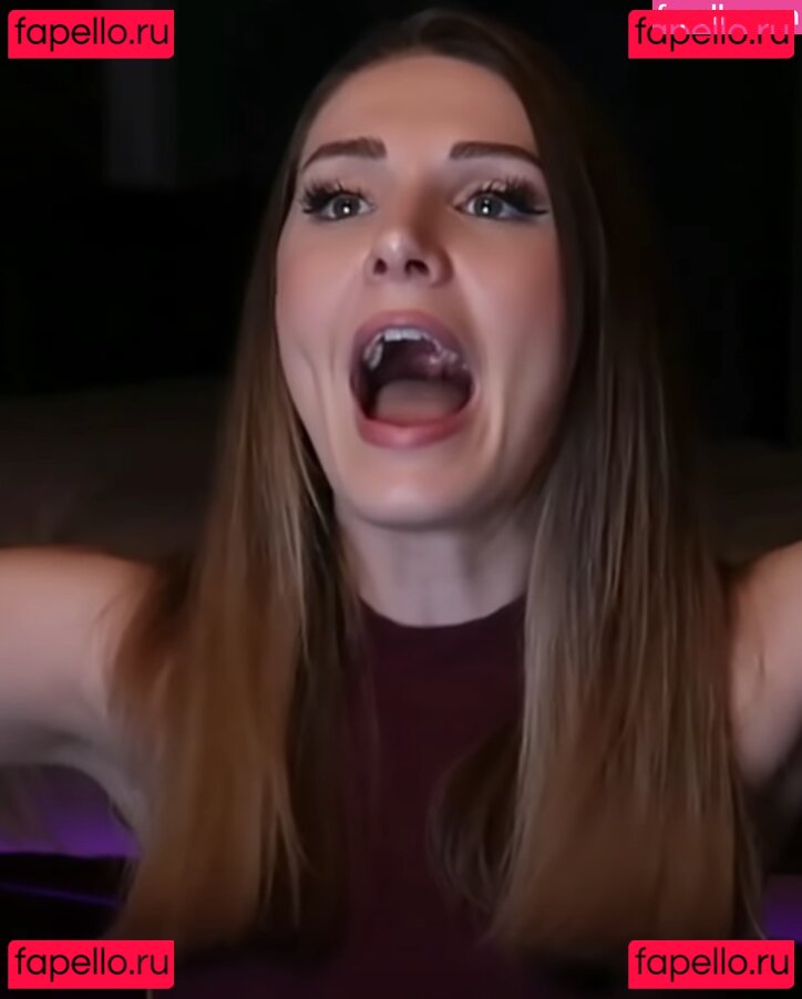 Lauren Southern / laurencheriie Onlyfans Photo Gallery 