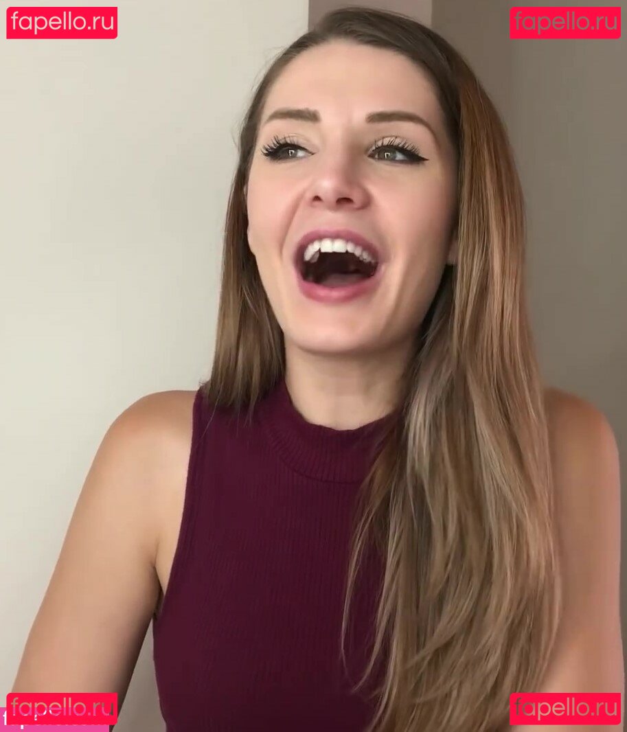 Lauren Southern / laurencheriie Onlyfans Photo Gallery 