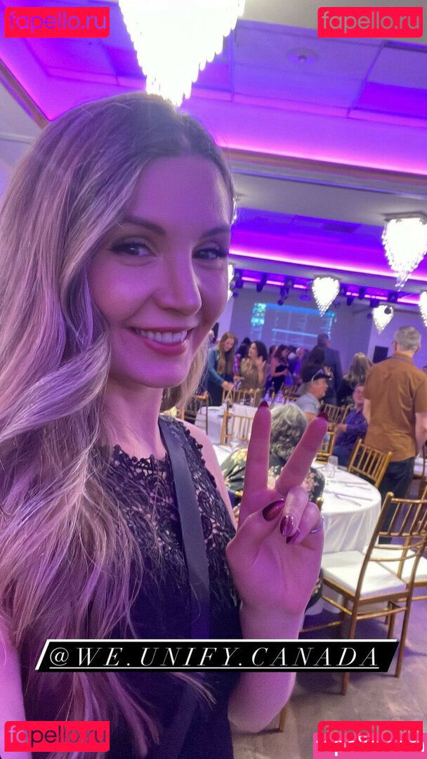 Lauren Southern / laurencheriie Onlyfans Photo Gallery 