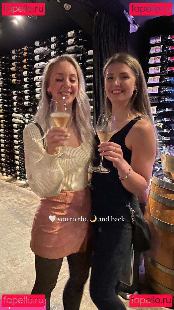 Lauren Southern / laurencheriie Onlyfans Photo Gallery 