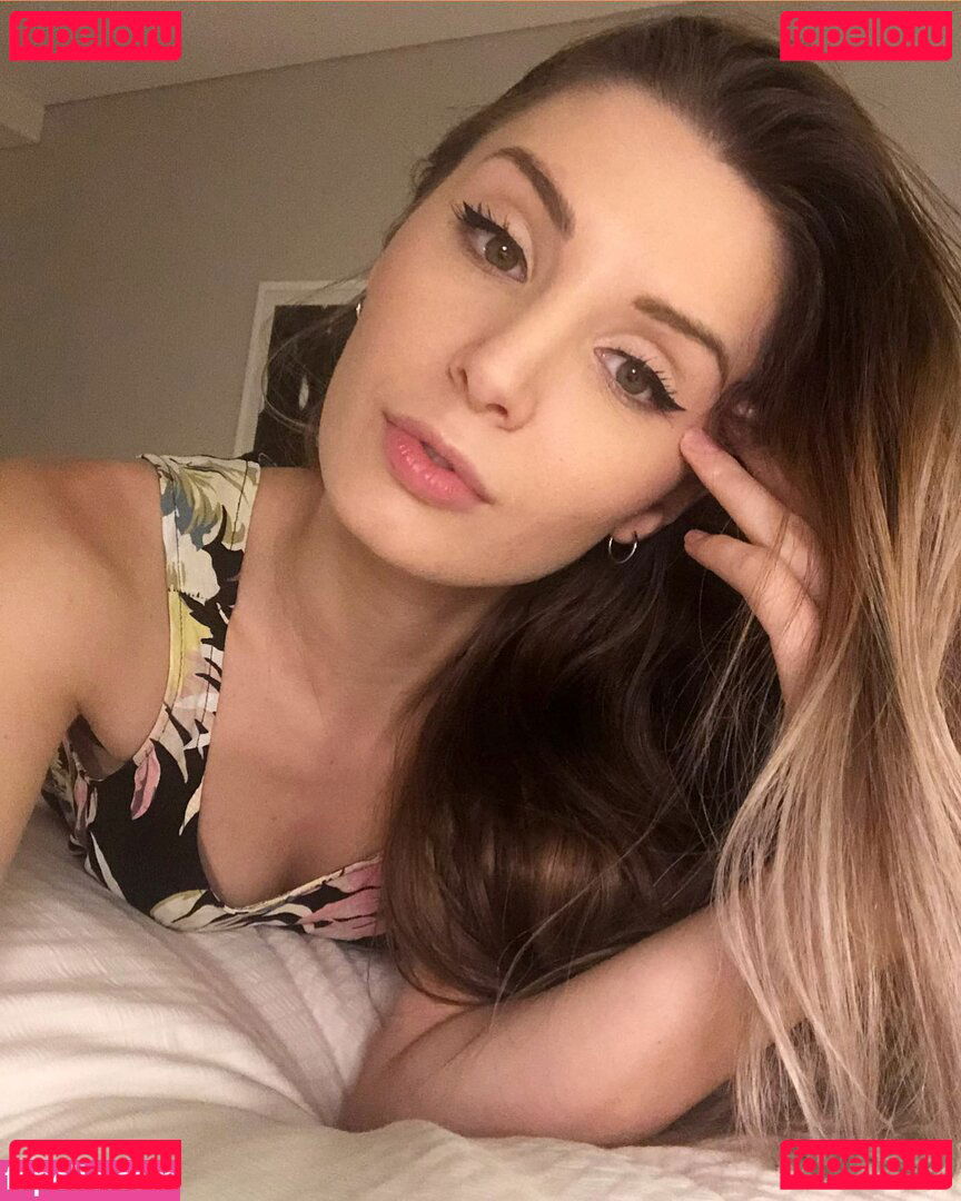 Lauren Southern / laurencheriie Onlyfans Photo Gallery 
