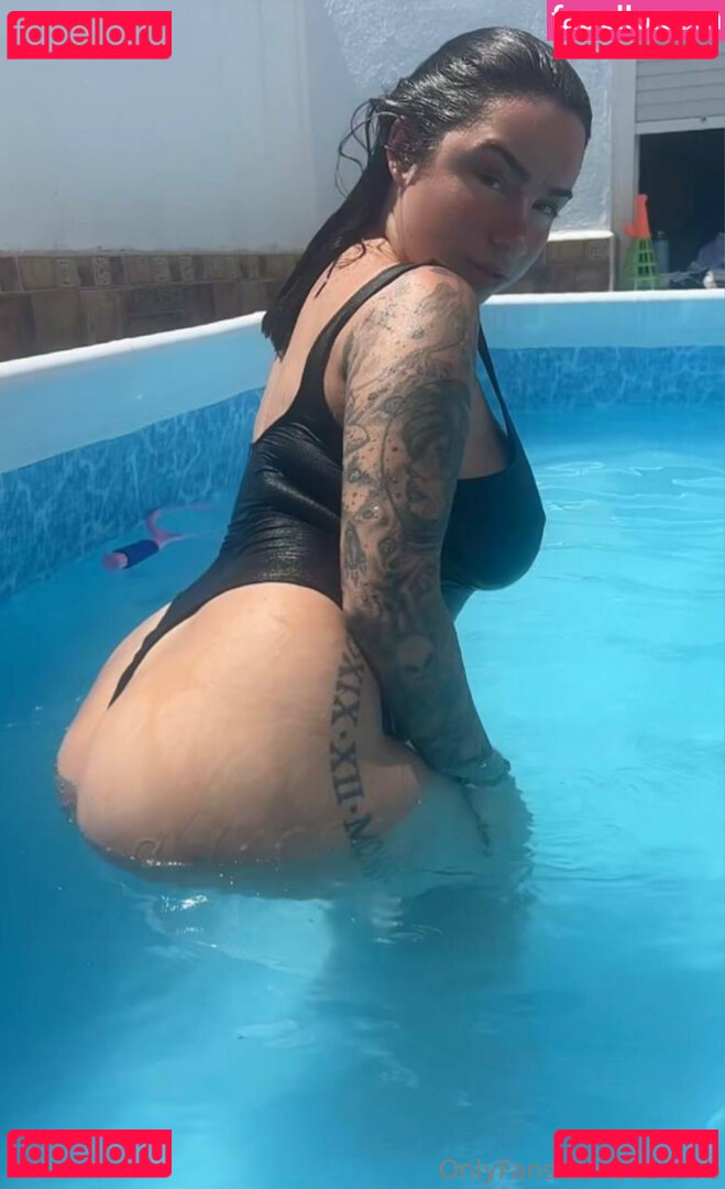 celiavb Onlyfans Photo Gallery 
