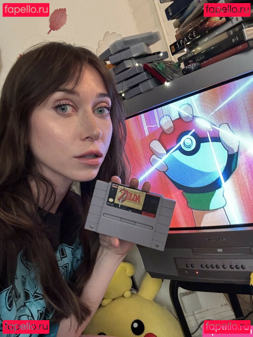 Ayytrae / angelicatrae / omgcosplay Onlyfans Photo Gallery 