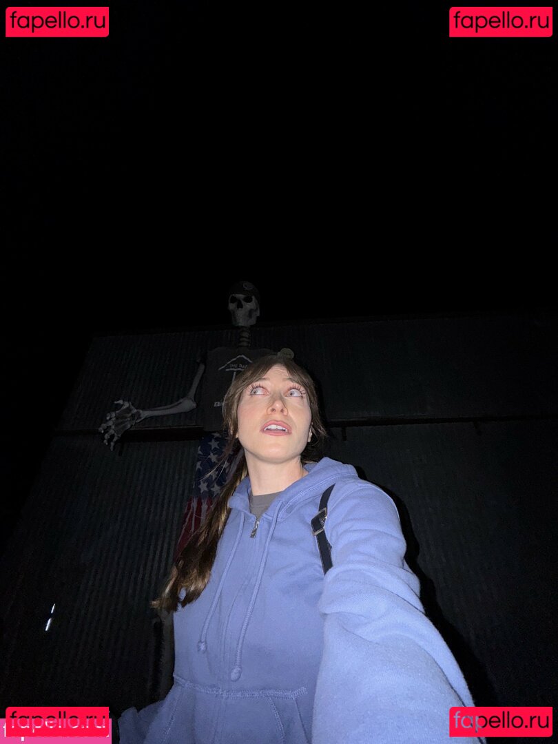 Ayytrae / angelicatrae / omgcosplay Onlyfans Photo Gallery 