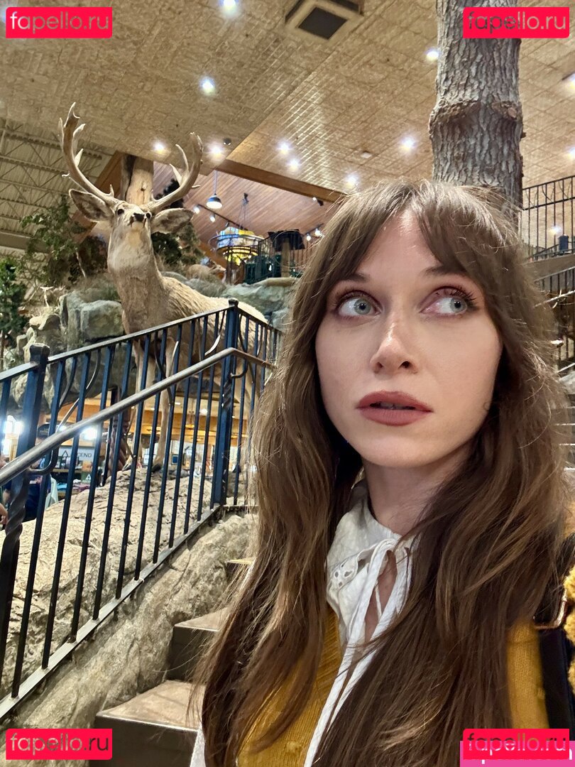 Ayytrae / angelicatrae / omgcosplay Onlyfans Photo Gallery 