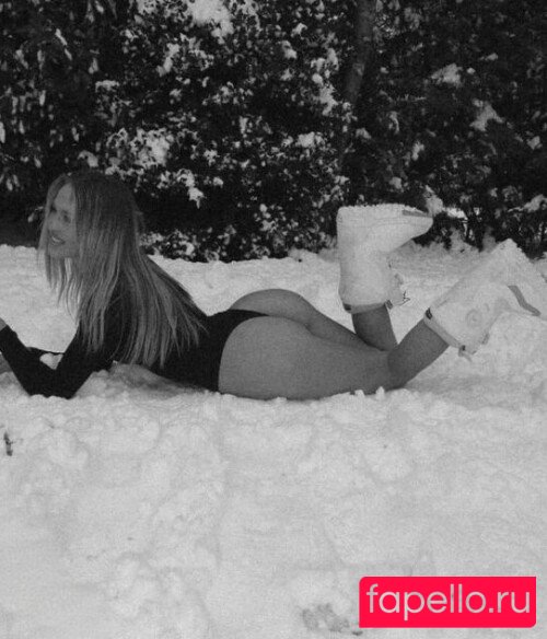 Sterre Meijer Nude Onlyfans Photo 37