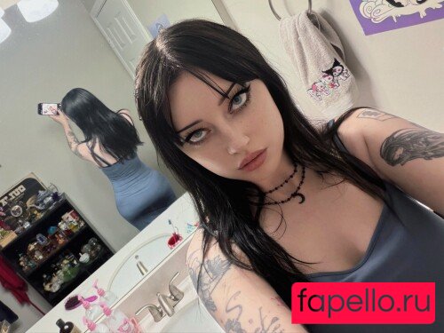 Arisa Vurr Nude Onlyfans Photo 4