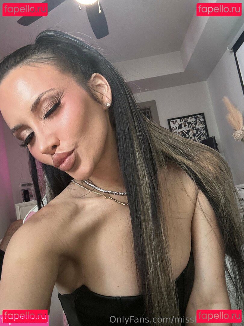 MissLaurenTyler Nude Onlyfans Photo 4