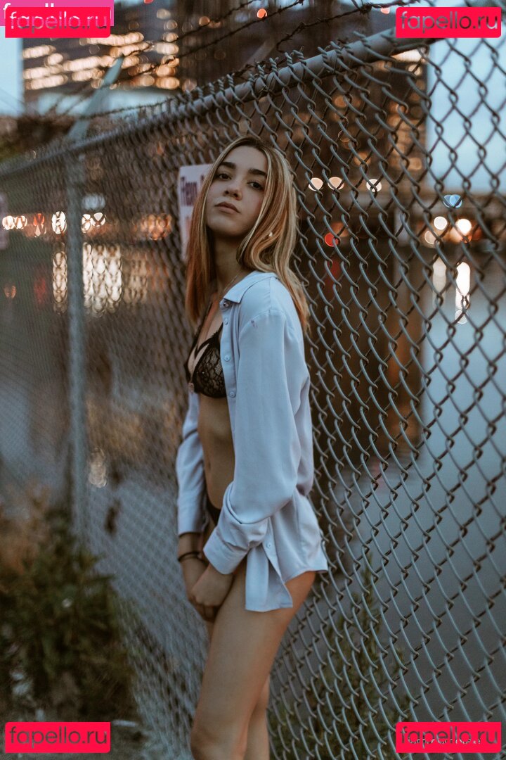 April Stoned Nude Onlyfans Photo 48