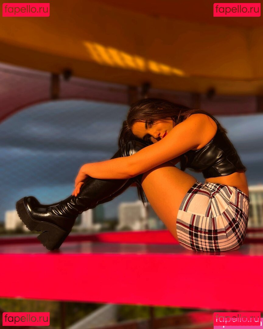 Alexx Efron Nude Onlyfans Photo 23