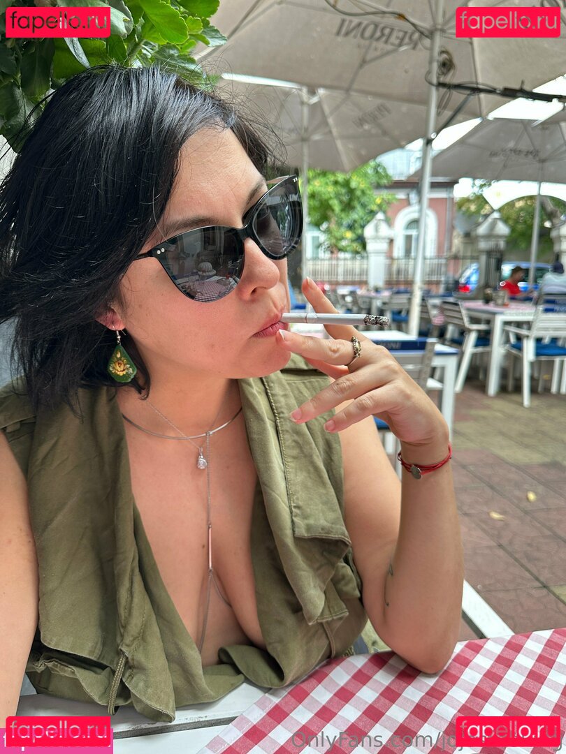 jojo.sm0king / jojosmoking Onlyfans Photo Gallery 