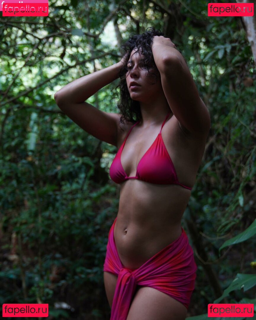 Maleni Cruz / malenicruz Onlyfans Photo Gallery 