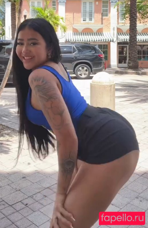 Beca Barreto Nude Onlyfans Photo 37