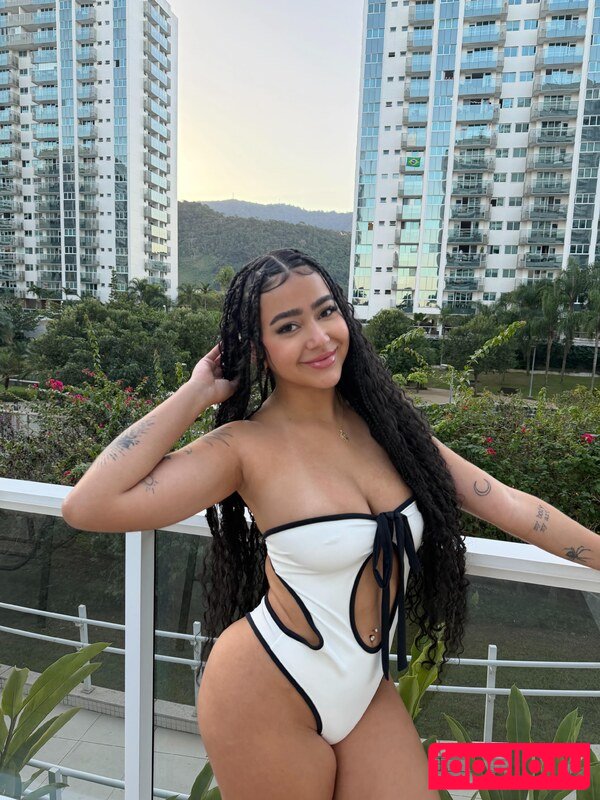 Beca Barreto Nude Onlyfans Photo 28