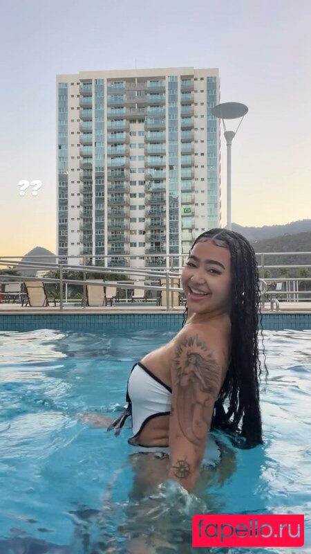 Beca Barreto Nude Onlyfans Photo 24