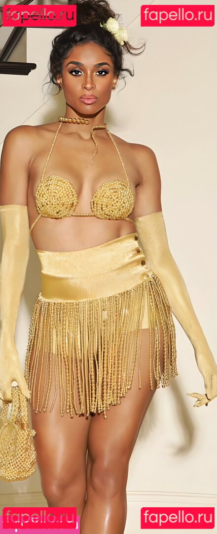 Ciara / liveandsetsail Onlyfans Photo Gallery 