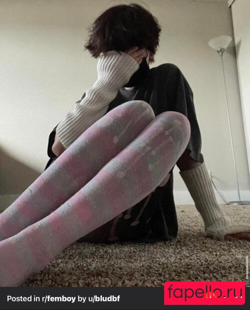 bludbf / erenxy / x.eren.xy Onlyfans Photo Gallery 