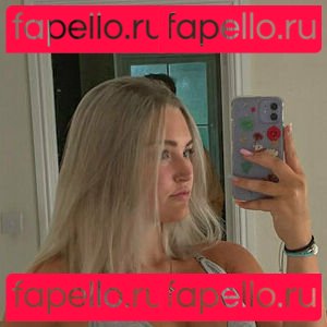 Robyn Emily / Youtube andModel / robynemilyy / robynemilyyy Onlyfans Photo Gallery 