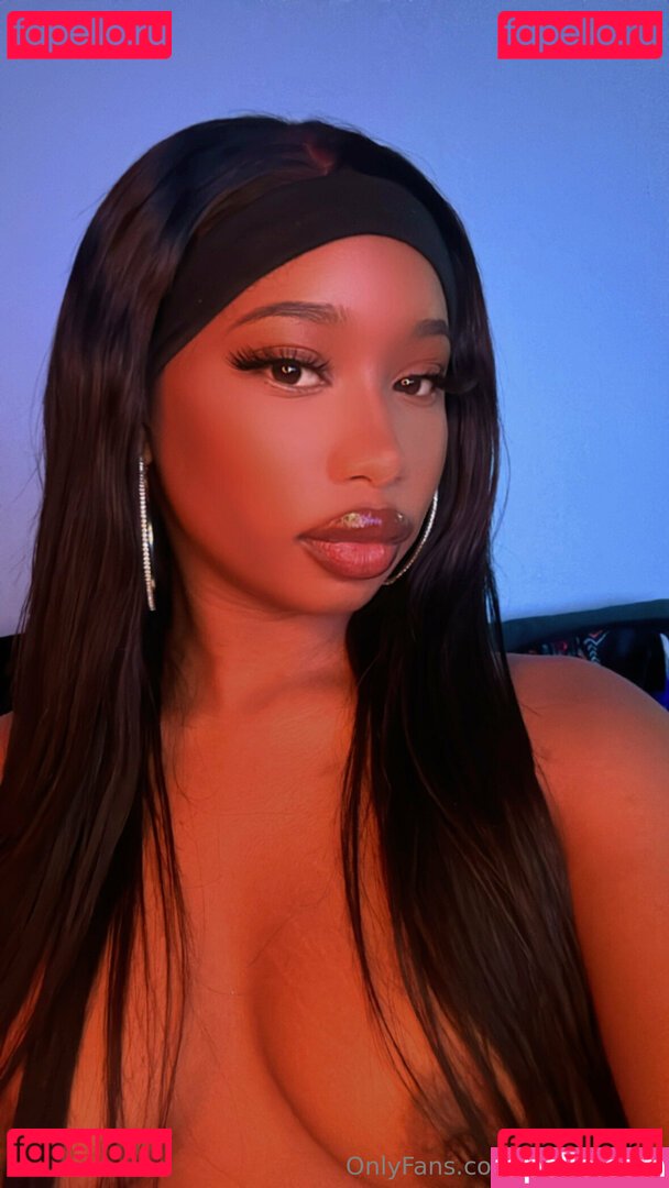 IeshaMarie20 Nude Onlyfans Photo 8