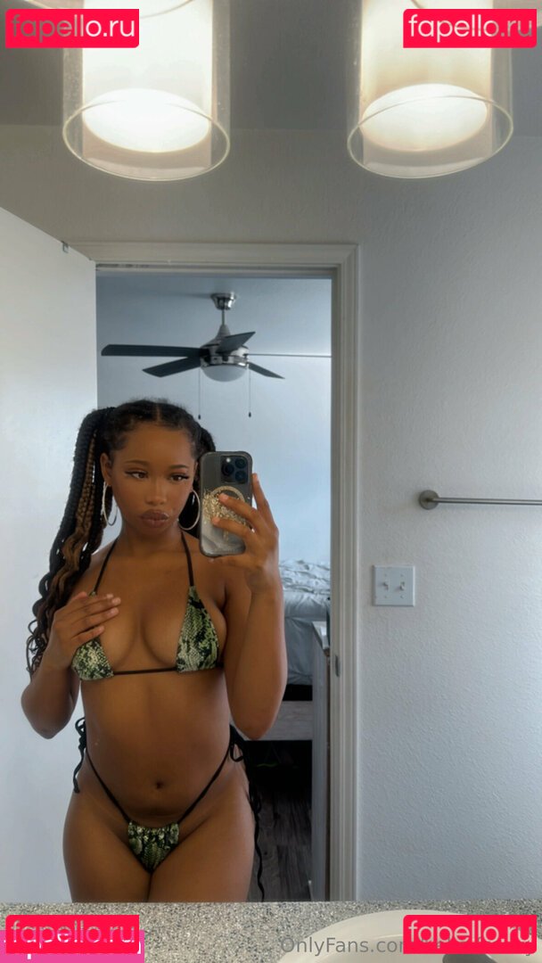 IeshaMarie20 Nude Onlyfans Photo 5