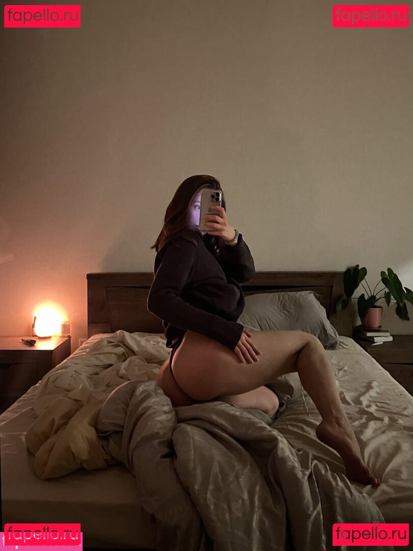 Toma Efremova / TomaEfremova Onlyfans Photo Gallery 