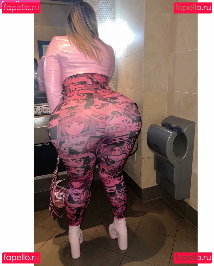 Desiy Garcia / misscurvydoll Onlyfans Photo Gallery 