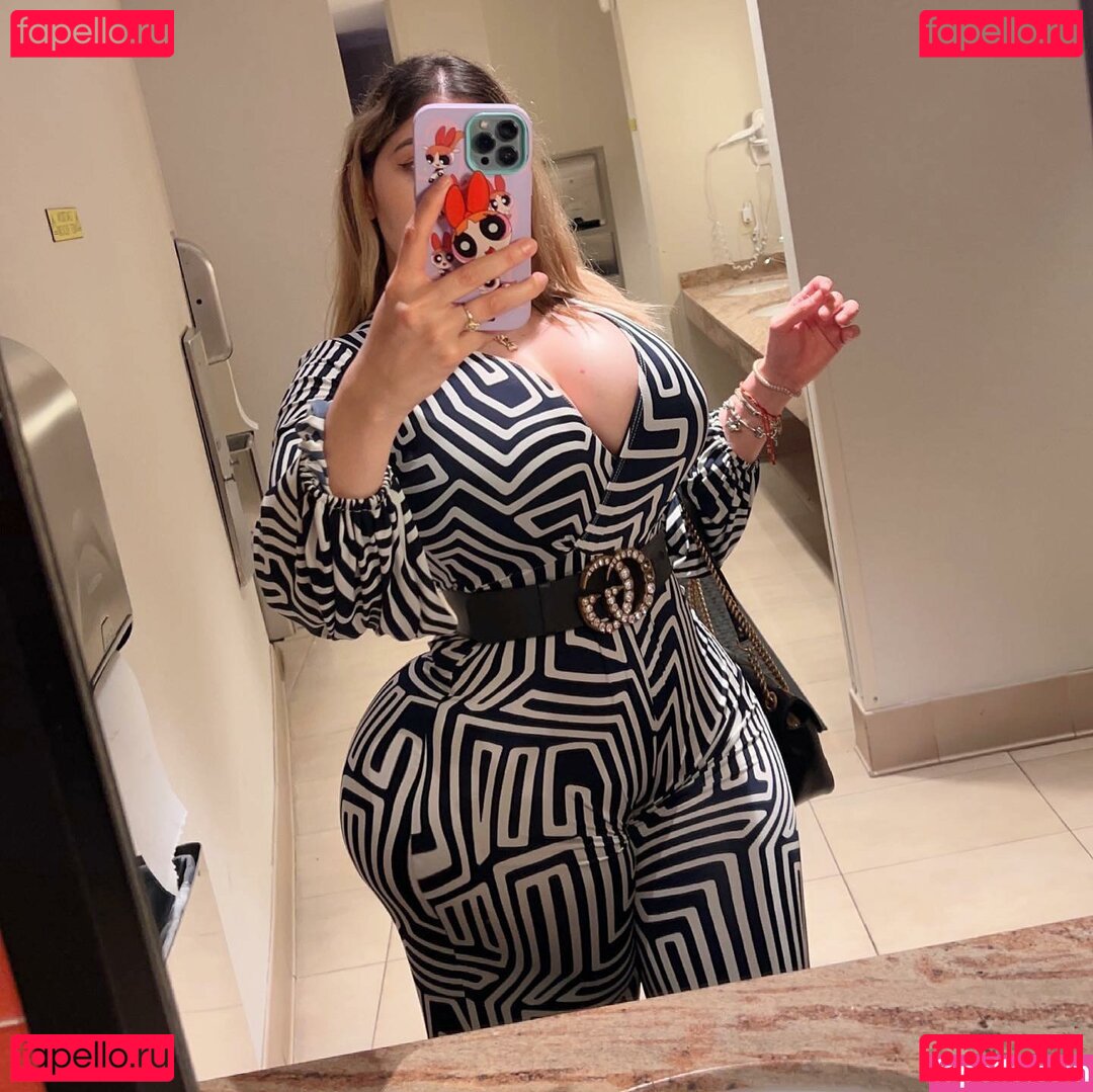 Desiy Garcia / misscurvydoll Onlyfans Photo Gallery 