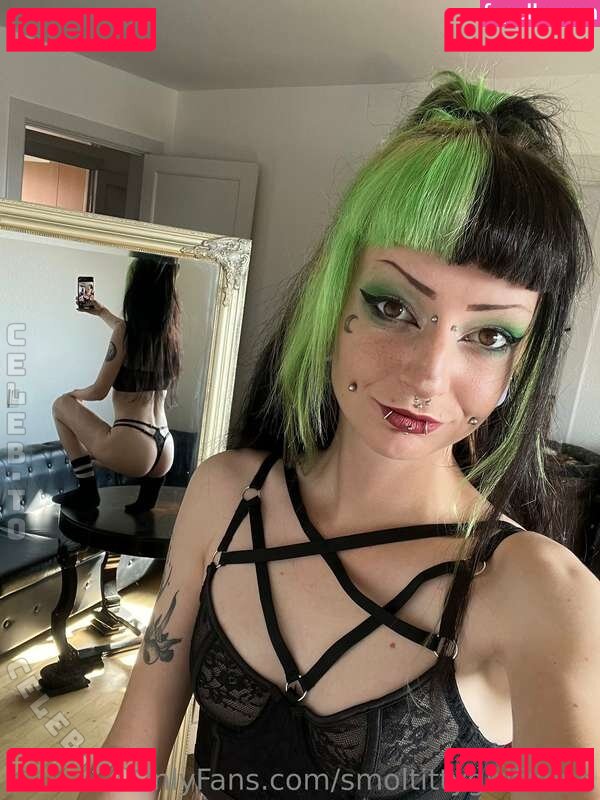 AwesomeTeaCat Nude Onlyfans Photo 5