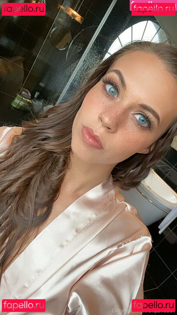 Explorewithsara Nude Onlyfans Photo 72