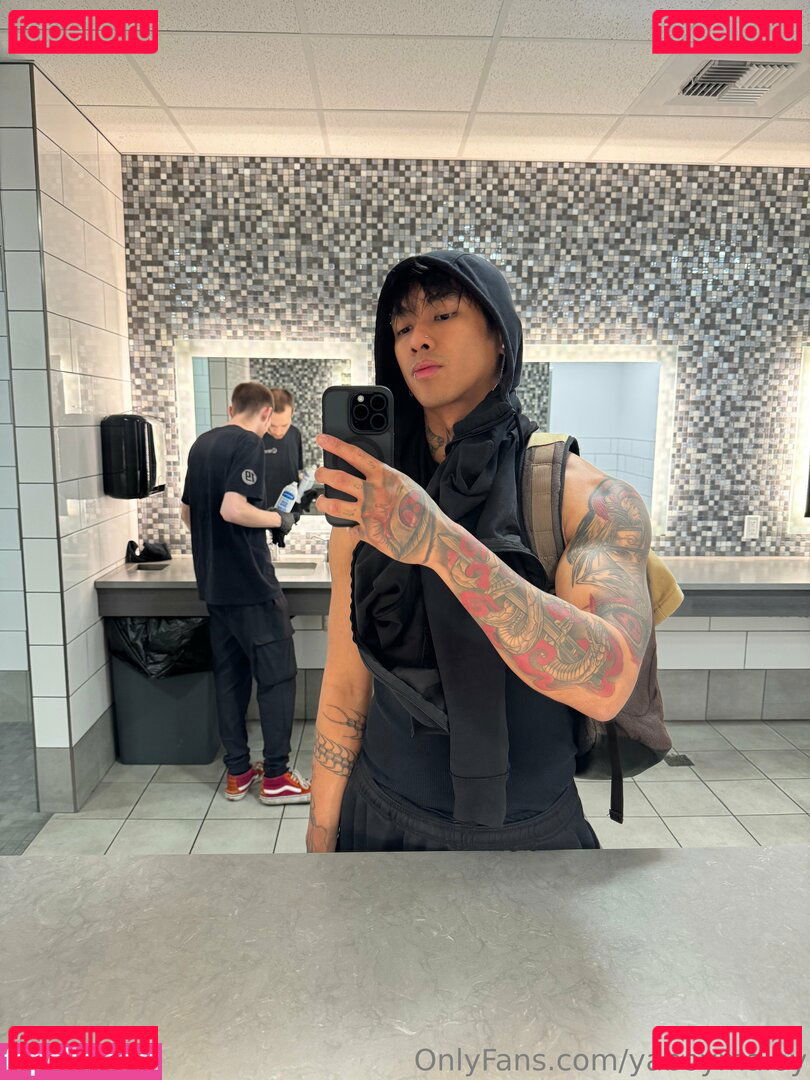 ya_boy_maloy / yaboymaloy Onlyfans Photo Gallery 