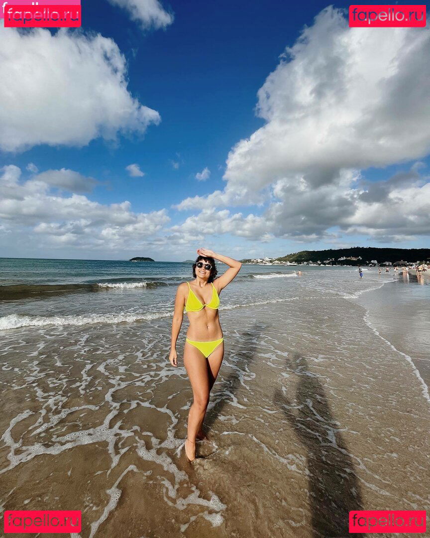 Maria Luiza Sousa / malugaiao / soumarialuiza Onlyfans Photo Gallery 