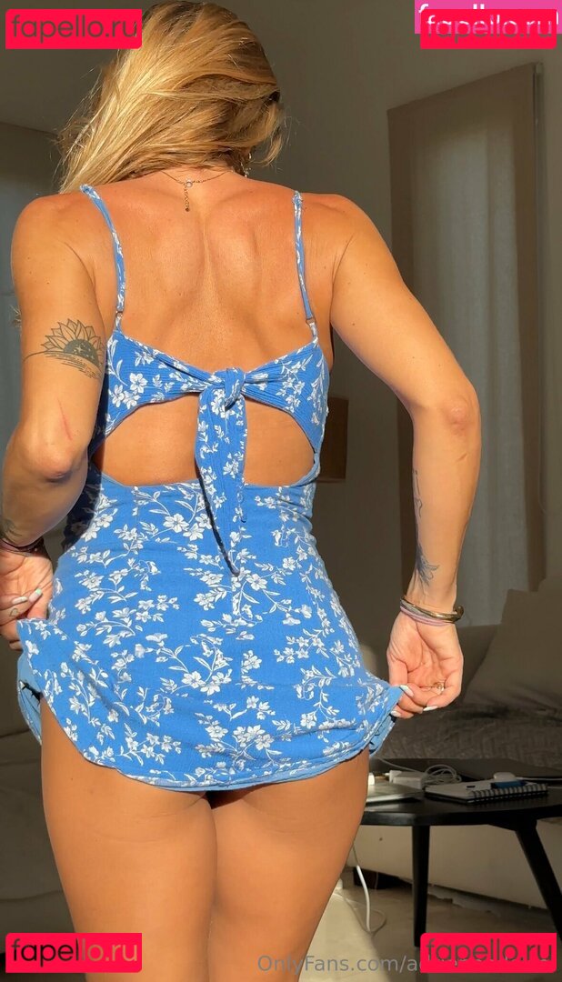 adriennedelsol Onlyfans Photo Gallery 