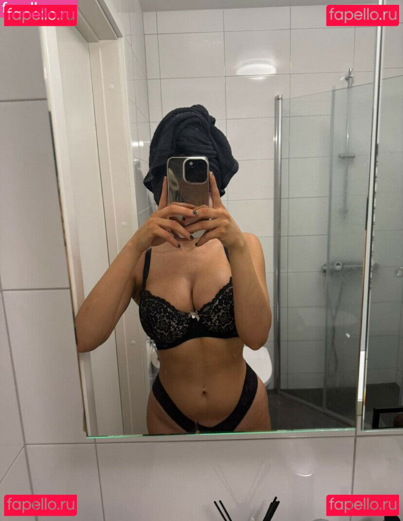 Thea-876 / theazita876 / vilmaalindq Onlyfans Photo Gallery 