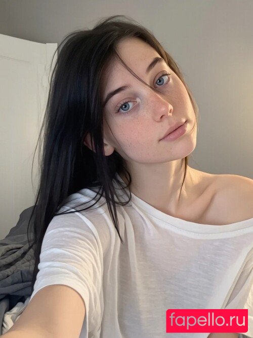 Rayeroze Nude Onlyfans Photo 12
