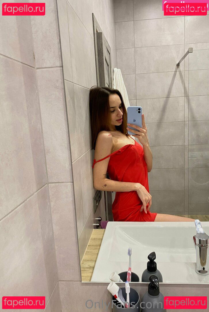 vertuta / vertutaua Onlyfans Photo Gallery 