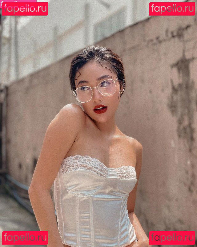 Sachzna Laparan / SachznaOfficial / sachzna Onlyfans Photo Gallery 