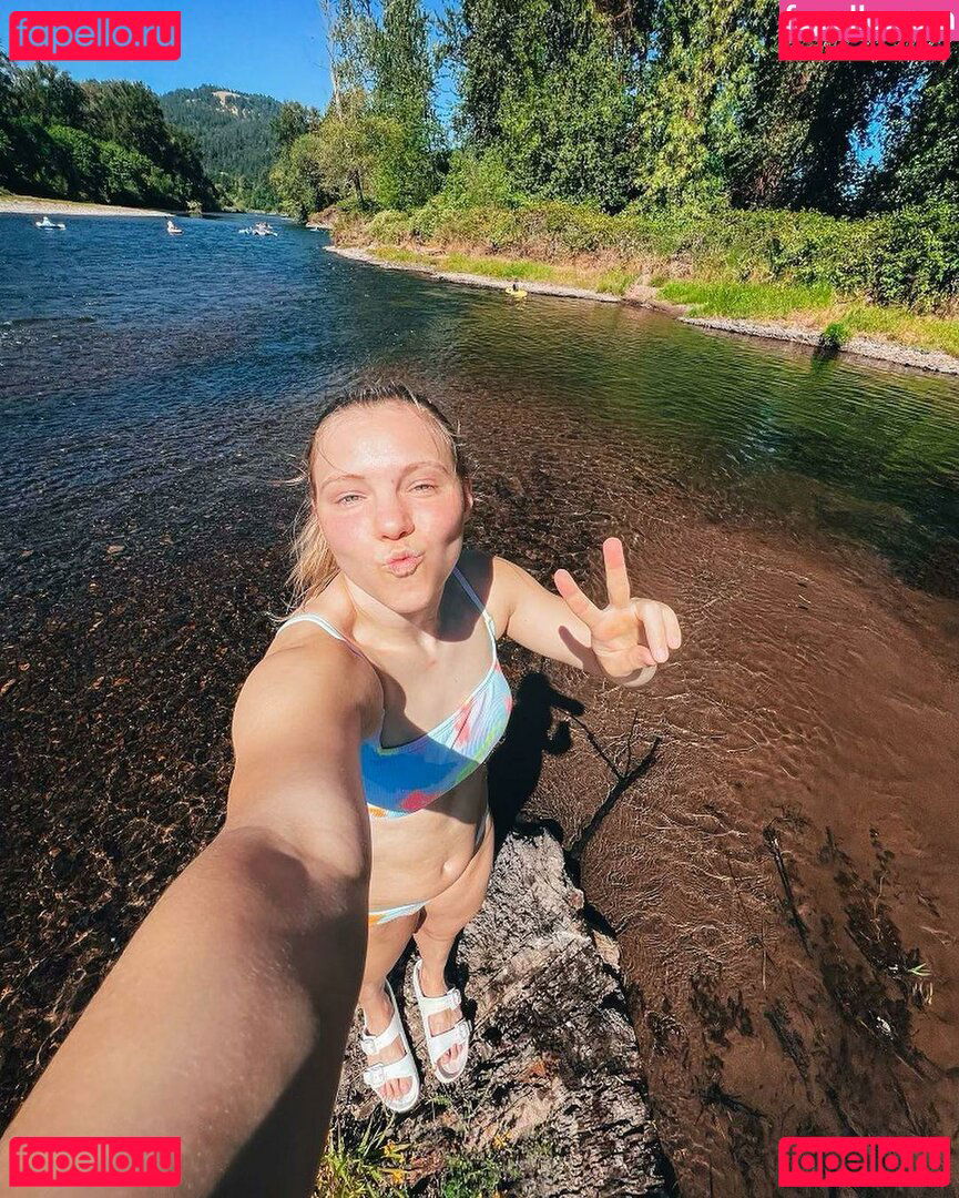 Jade Carey / jadeacarey / jadecarey Onlyfans Photo Gallery 