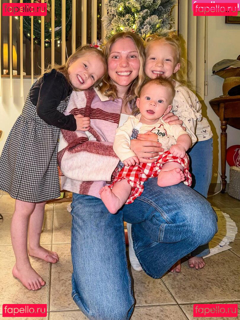 Jade Carey / jadeacarey / jadecarey Onlyfans Photo Gallery 