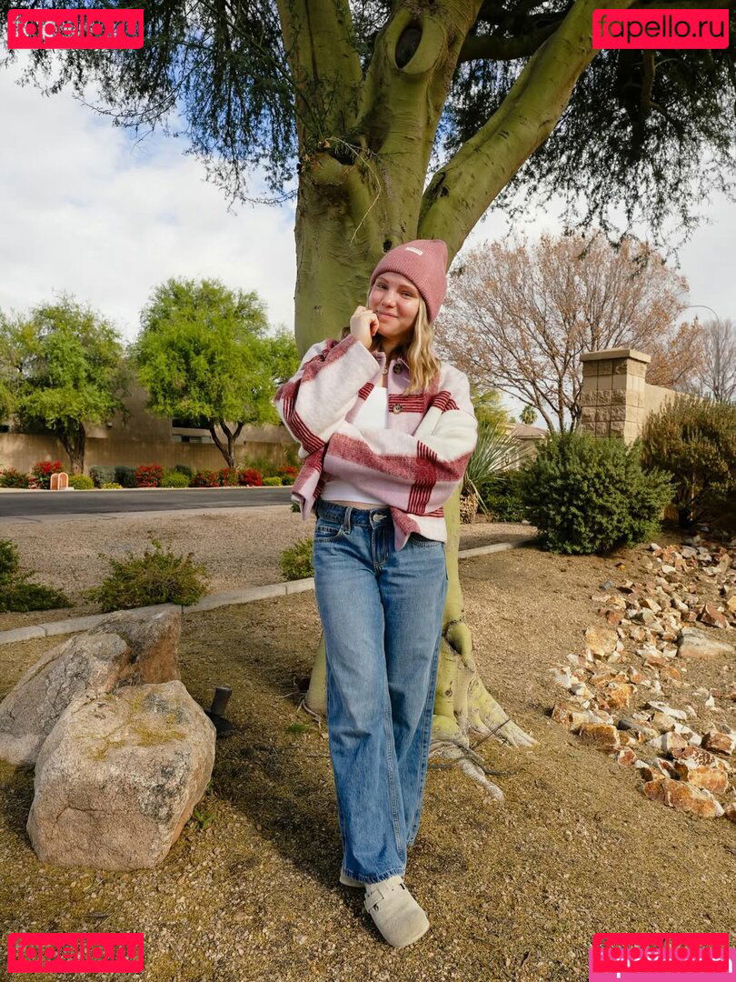 Jade Carey / jadeacarey / jadecarey Onlyfans Photo Gallery 