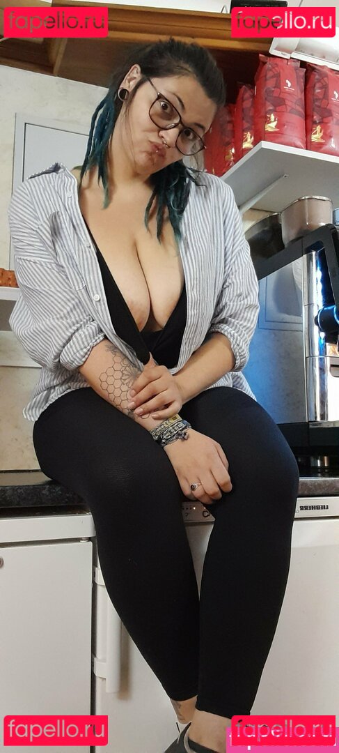 bisi_beth_ Nude Onlyfans Photo 34