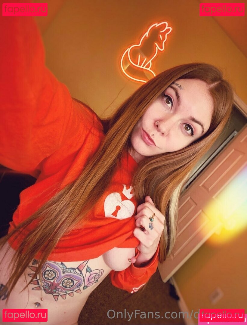 delphoxi / delphoxi4free / delphroxy Onlyfans Photo Gallery 