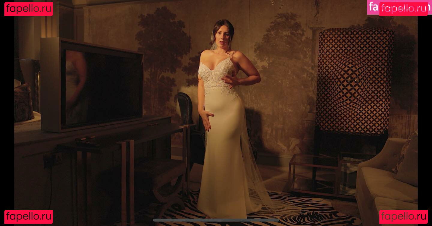 ErinMoore / moore.erinxx / mooreerinxxx Onlyfans Photo Gallery 