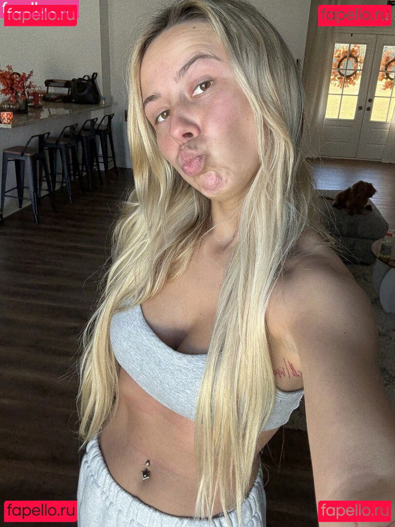 Leah Remini / leahremini Onlyfans Photo Gallery 