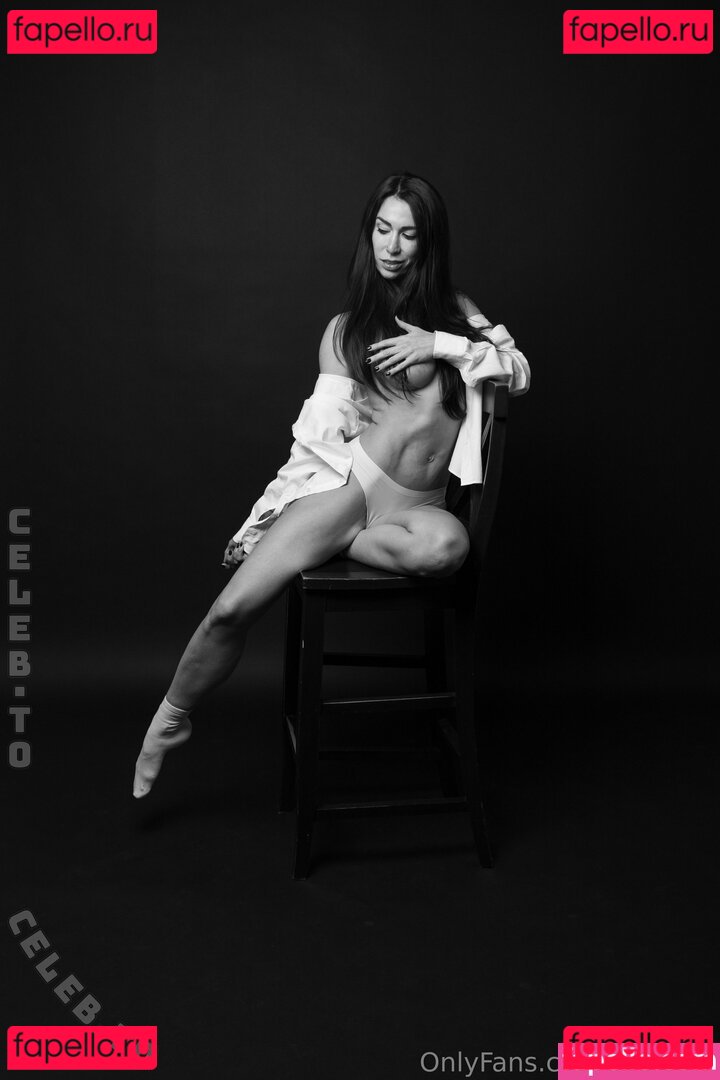 Anis.spa Nude Onlyfans Photo 14